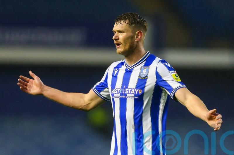 Michael Smith brace helps Sheffield Wednesday hit back to beat MK Dons