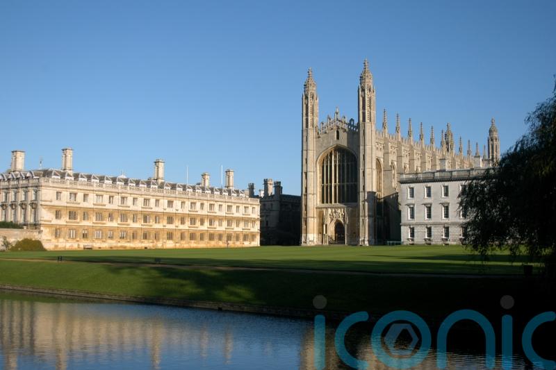 Cambridge University students vote for completely vegan menus