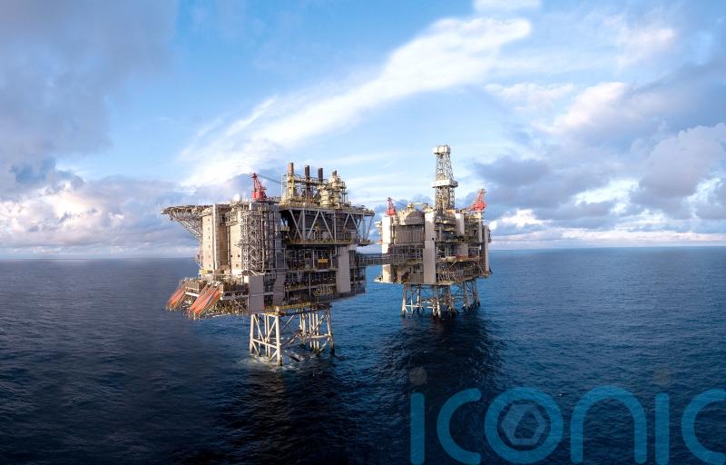 Most Scots in no rush to shut down North Sea oil production, poll suggests