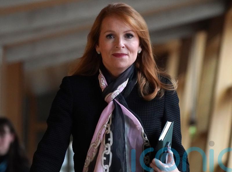 Regan calls for end to ‘mudslinging’ in SNP leadership race