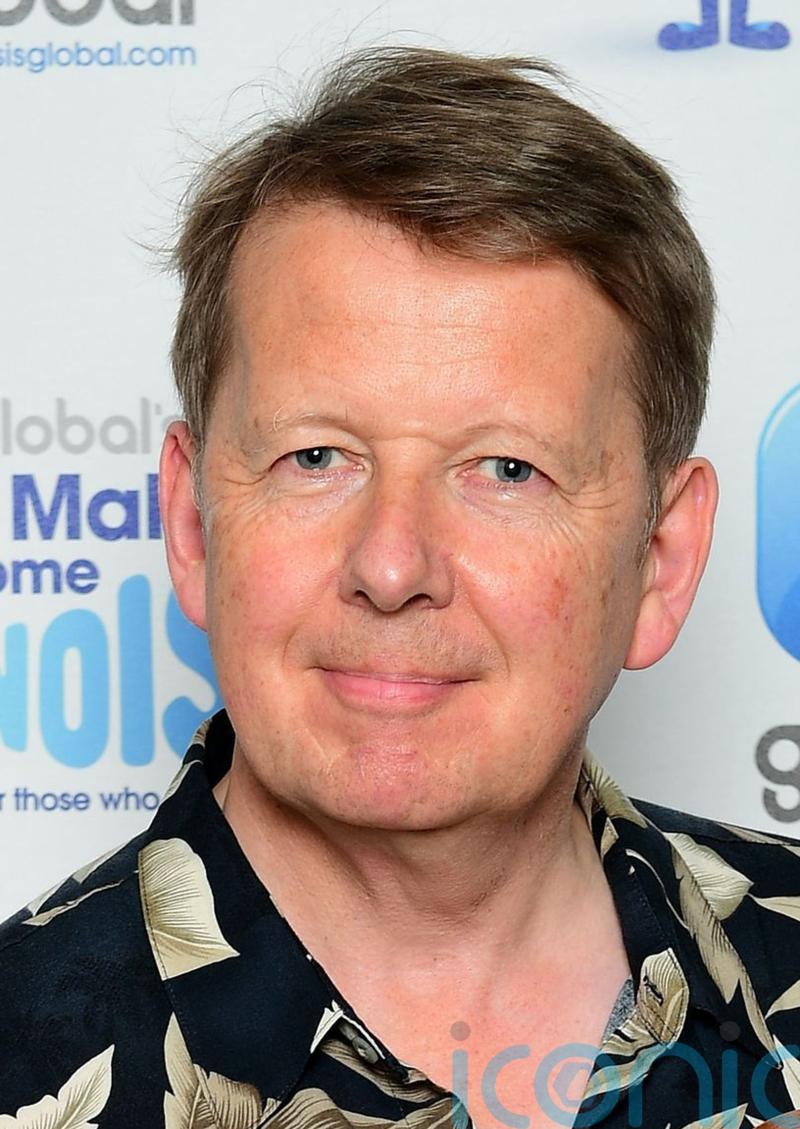 Late broadcaster Bill Turnbull honoured with annual prize for medical students