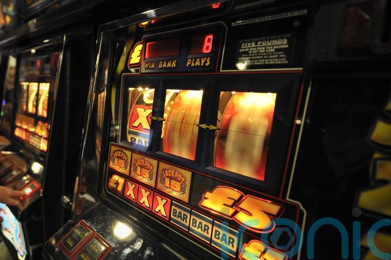 Link between gambling behaviour and suicide risk in young adults – study