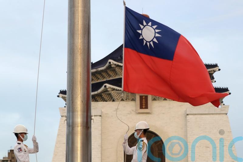 Taiwan says 25 Chinese planes and three ships sent toward island