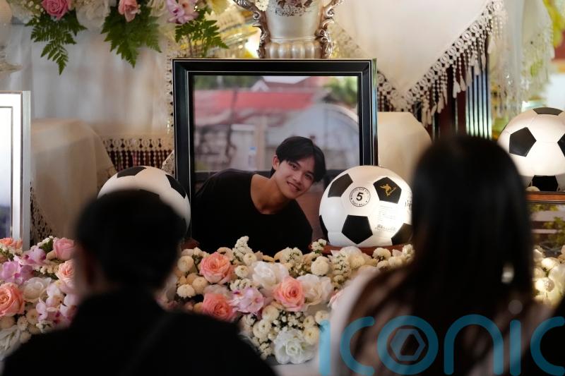 Funeral of Thai cave boy who died in UK ends with prayers