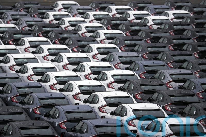 New car market grows for seventh month in a row
