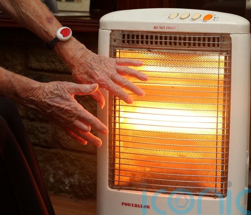 Elderly should take ‘simple precautions’ as temperatures plummet – Age UK
