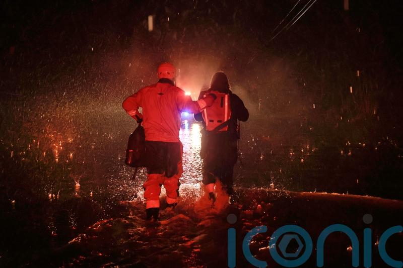 Hundreds evacuated as storm breaches California river&rsquo;s levee