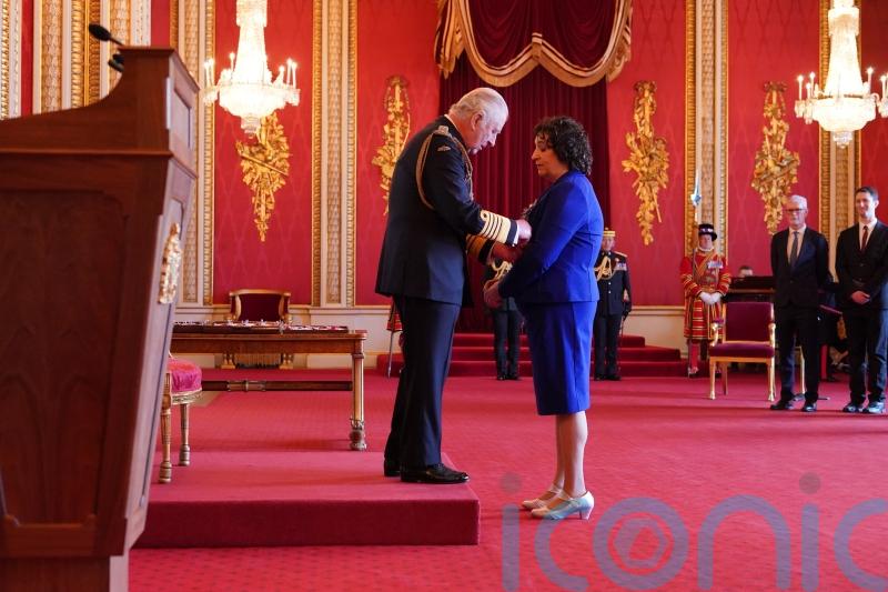 Kyiv ambassador Dame Melinda Simmons pays tribute to Ukraine during investiture