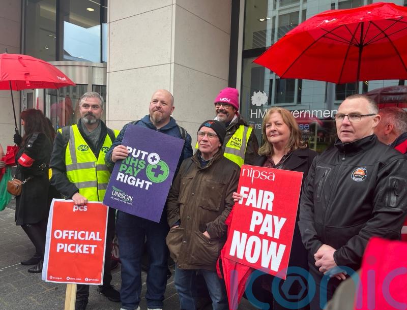 Government workers set to make less than living wage, says union leader