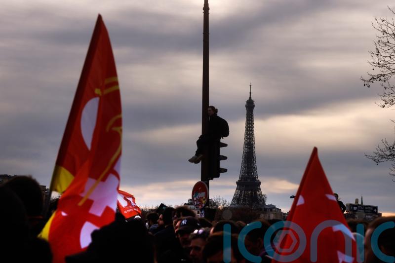 French President Emmanuel Macron risks his government to raise retirement age