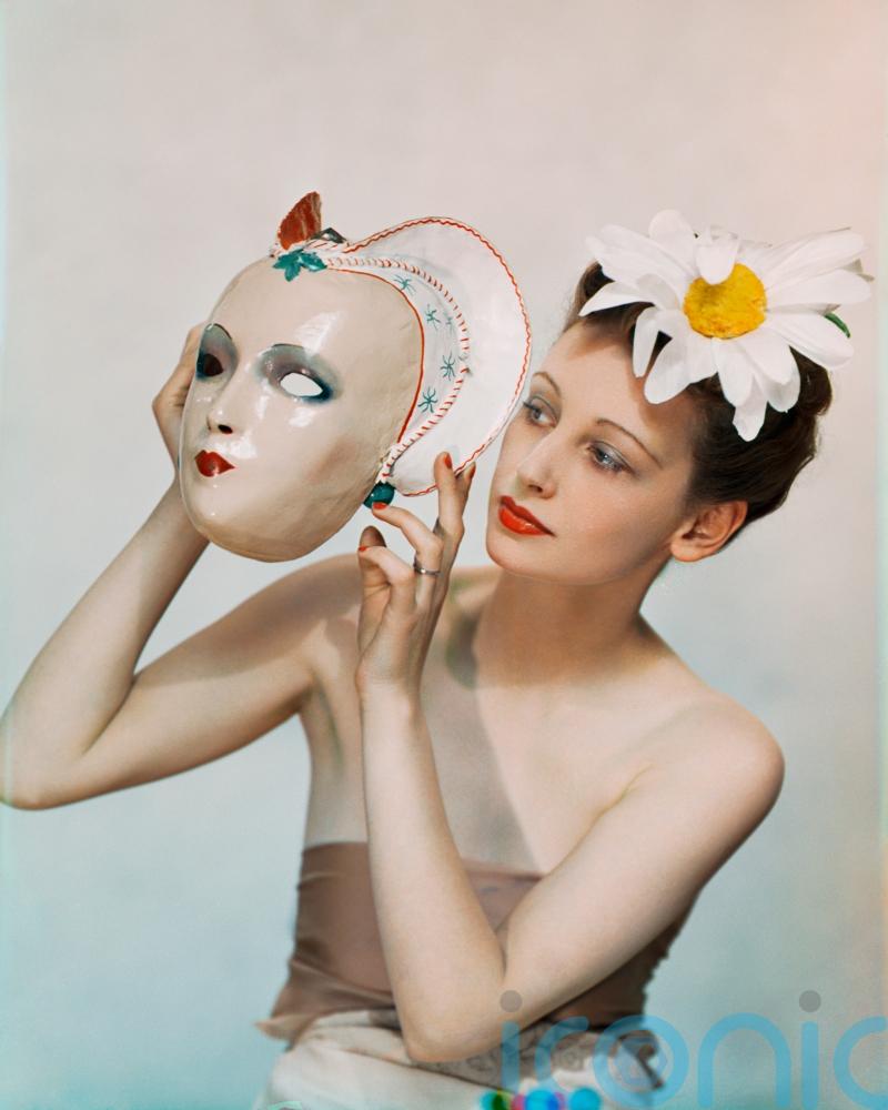 National Gallery to reopen with exhibition on pioneering colour photographer