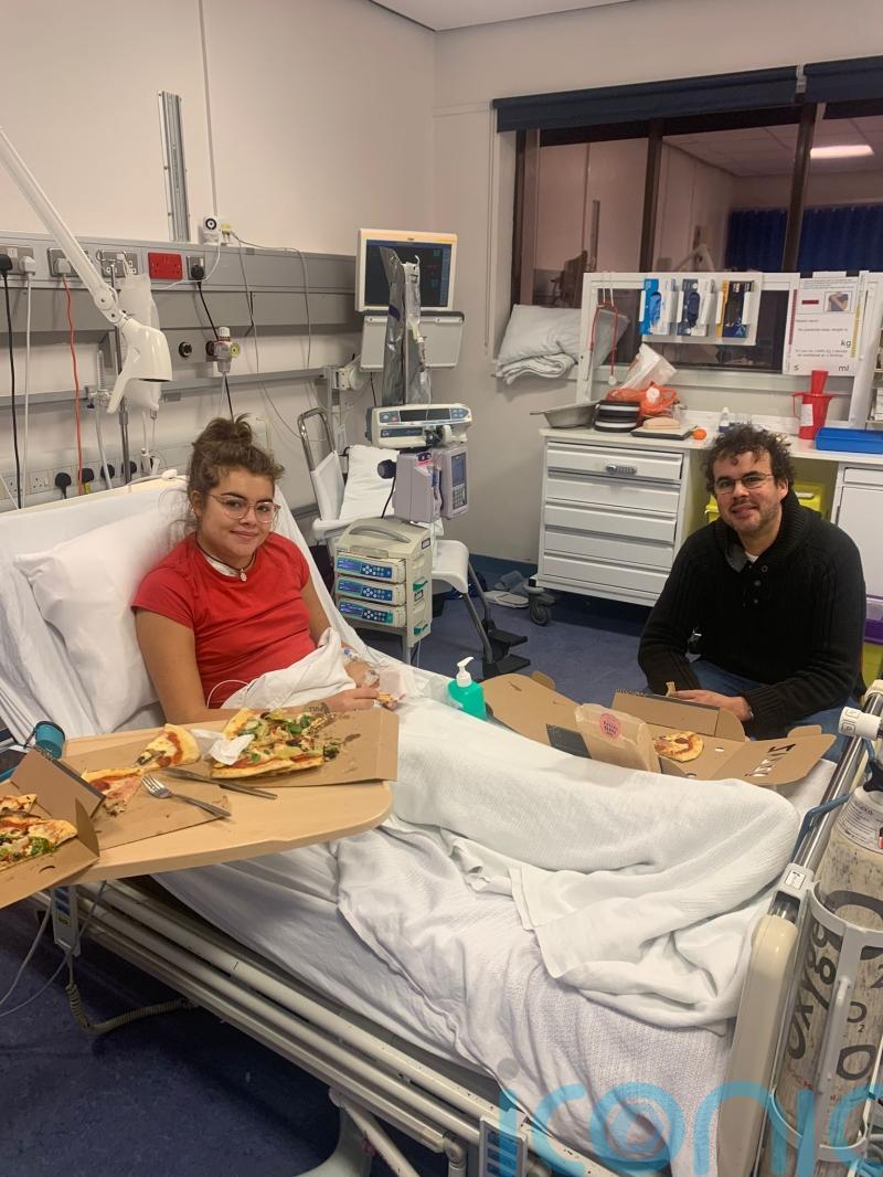 Medical student with 14cm cyst on ovary at 17 ‘determined to train as doctor and help others’ after cancer treatment