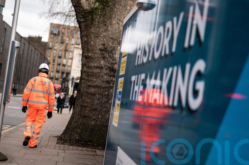 Government ‘moving too slowly’ to meet economic targets and climate goals