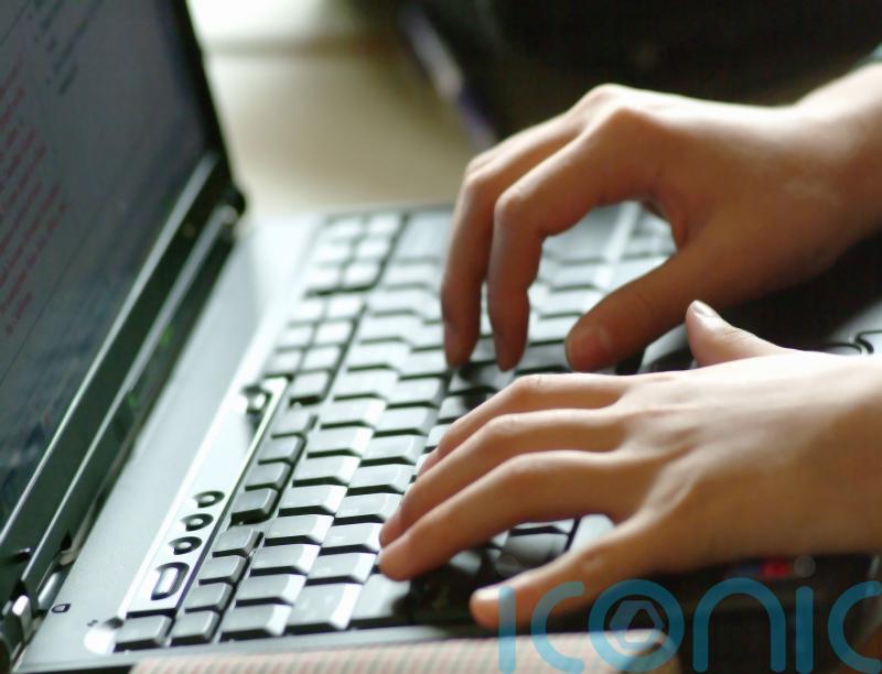 Online retailers warned of ‘red lines’ over pressure-selling tactics