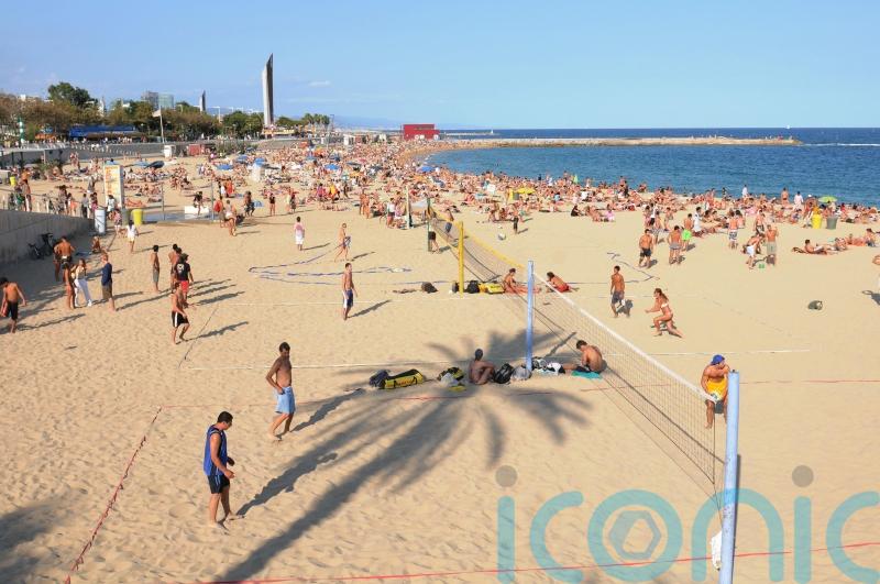 Strong summer ahead as Britons seek sunshine holidays, Tui says