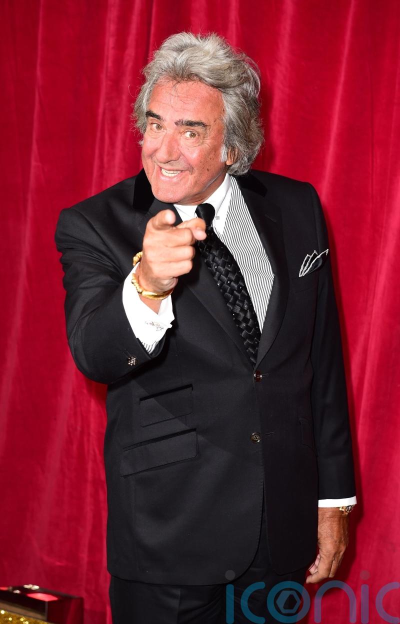 David Dickinson ‘has no plans to retire from Dickinson’s Real Deal’