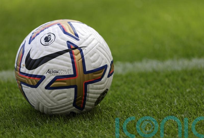 10-man Altrincham produce late fightback to earn draw at Oldham