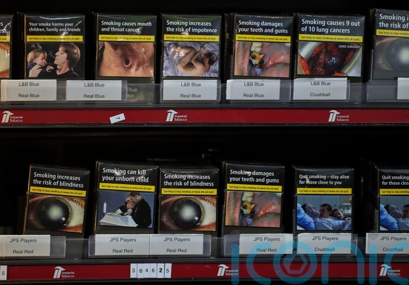 Government rules out raising age of sale of cigarettes