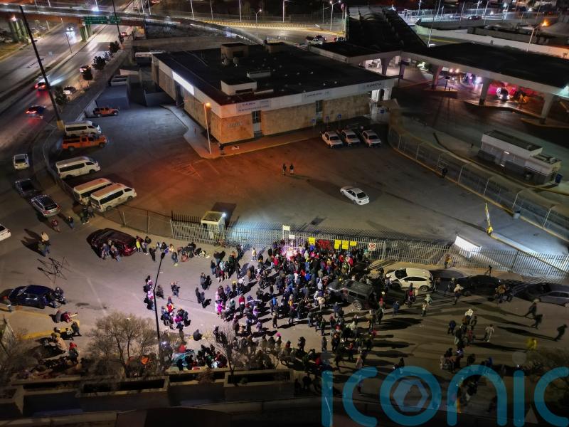Head of Mexican immigration agency to be charged after fire killed 40 migrants