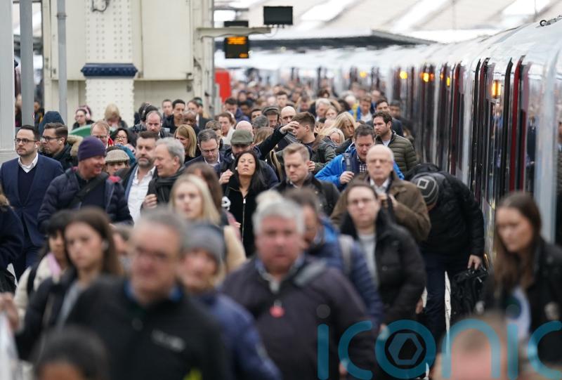 Commuters urged to avoid London Waterloo due to ‘major signalling problem’
