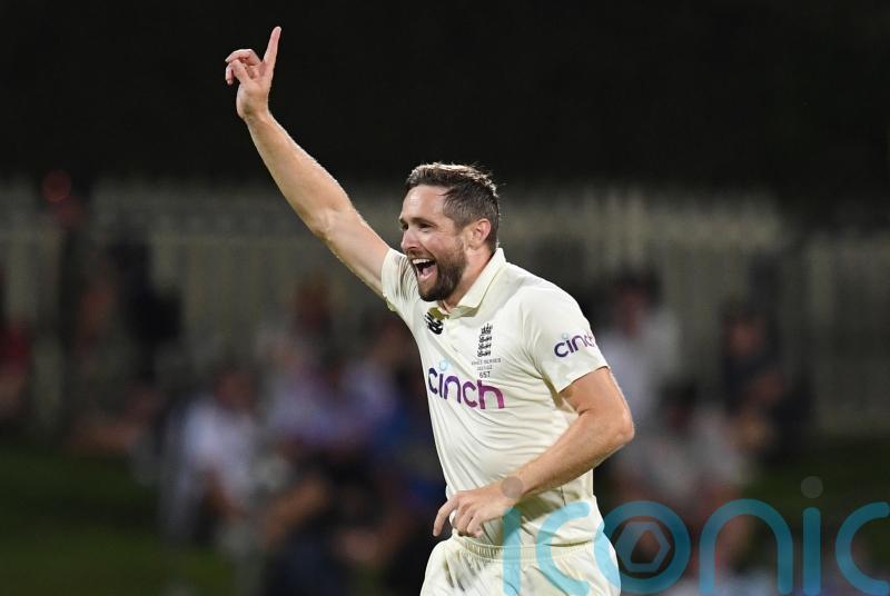 Chris Woakes stars as Warwickshire eye victory in rain-hit contest with Kent