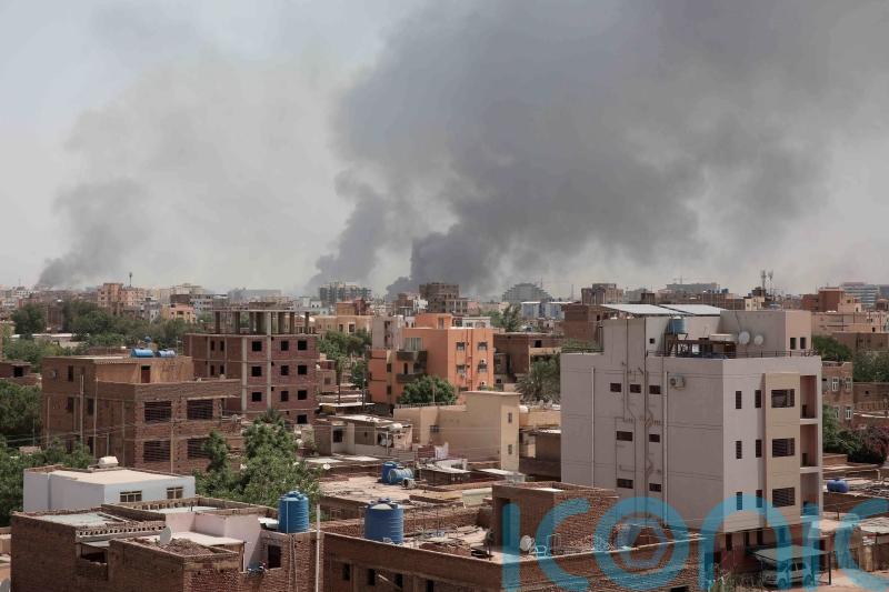 Death toll soars past 180 as generals battle across Sudan