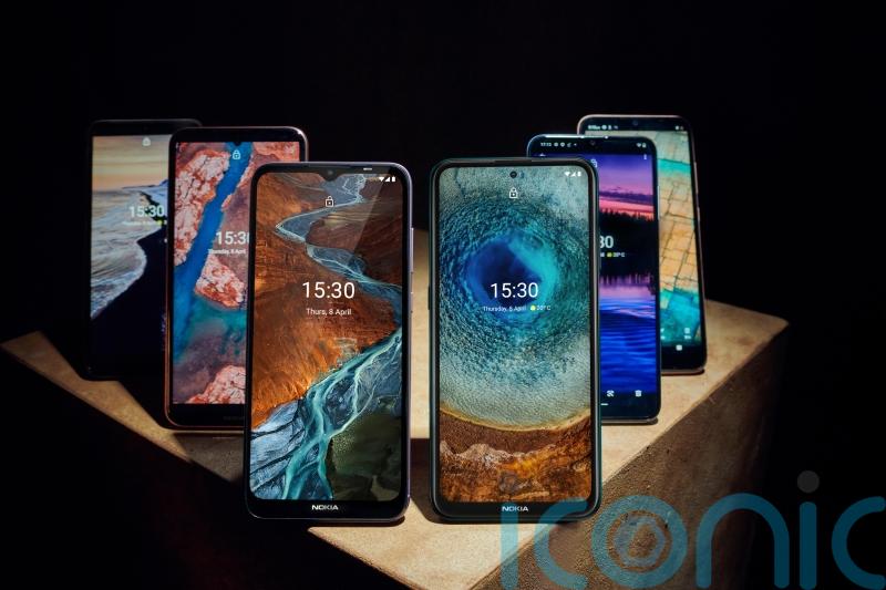 Nokia warns over economic situation as it reports lower profits than expected