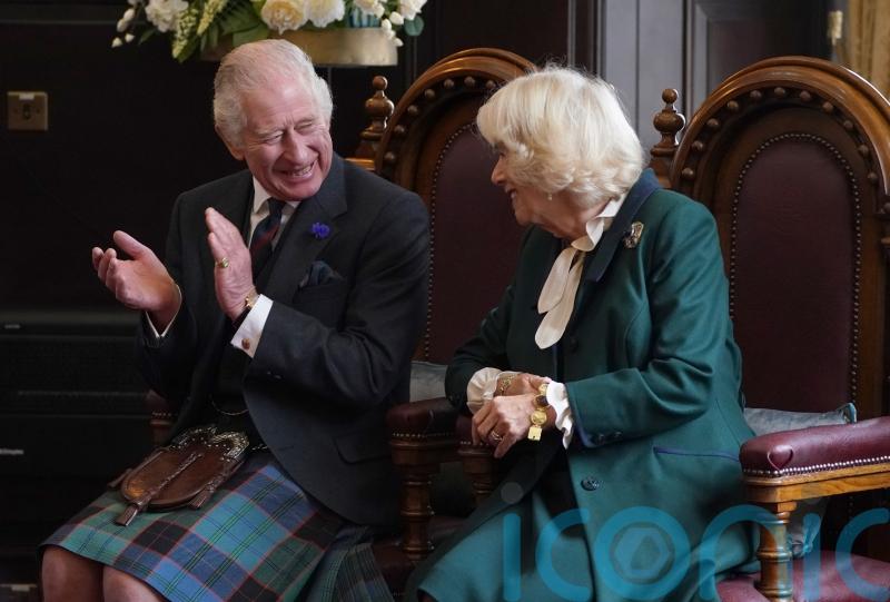 King to be presented with Honours of Scotland at service in Edinburgh