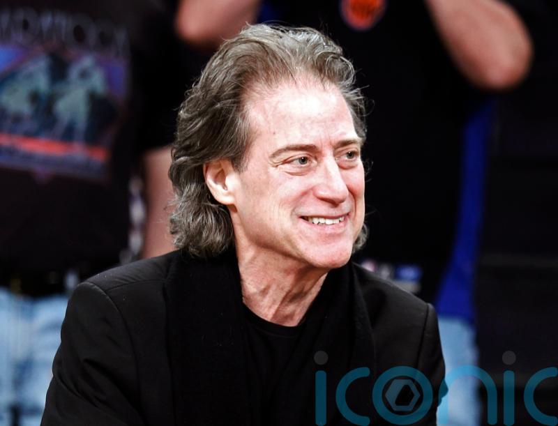 Comedian Richard Lewis reveals he has Parkinson’s disease