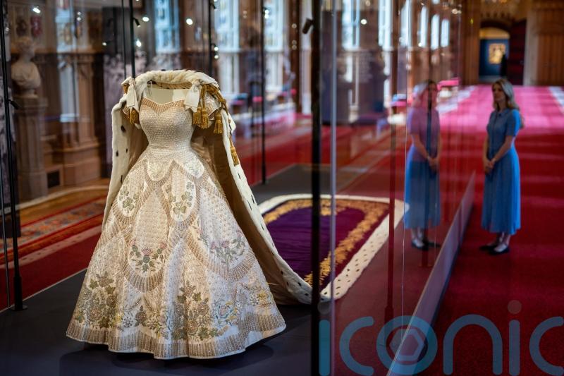 Queen wanted coronation dress to reflect emblems from across the globe