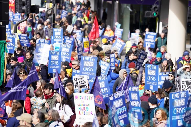 NHS services face major disruption as nurses walk out over pay