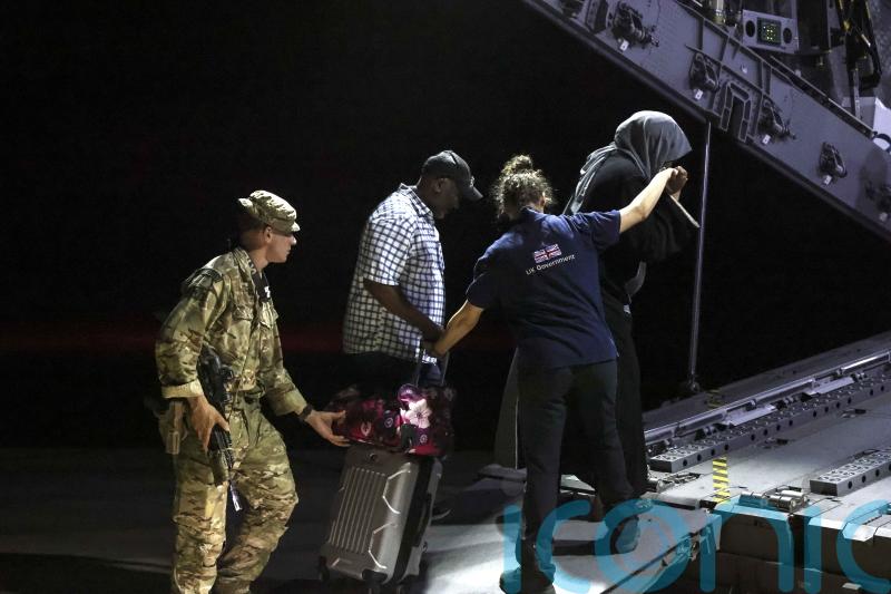 Final Sudan airlifted evacuees expected to arrive in Britain within hours