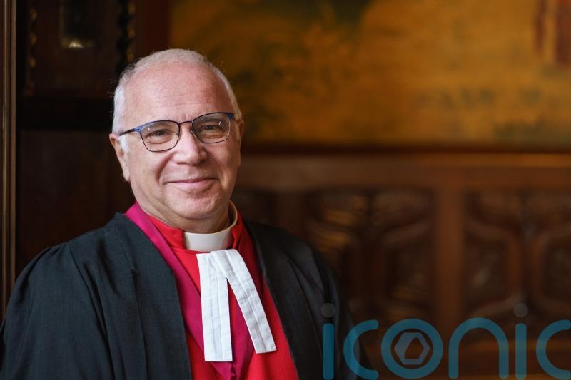 King is relaxed ahead of ‘jaw-dropping’ coronation, dean says