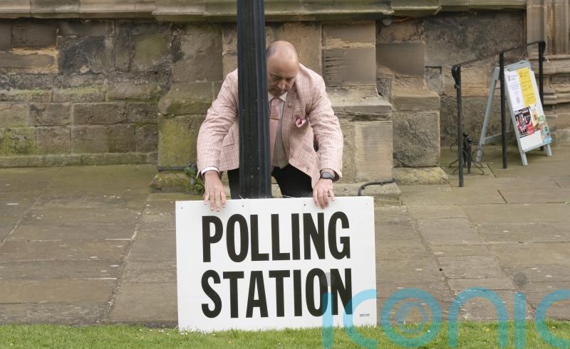Voters turned away due to new photo ID requirement, Electoral Commission says