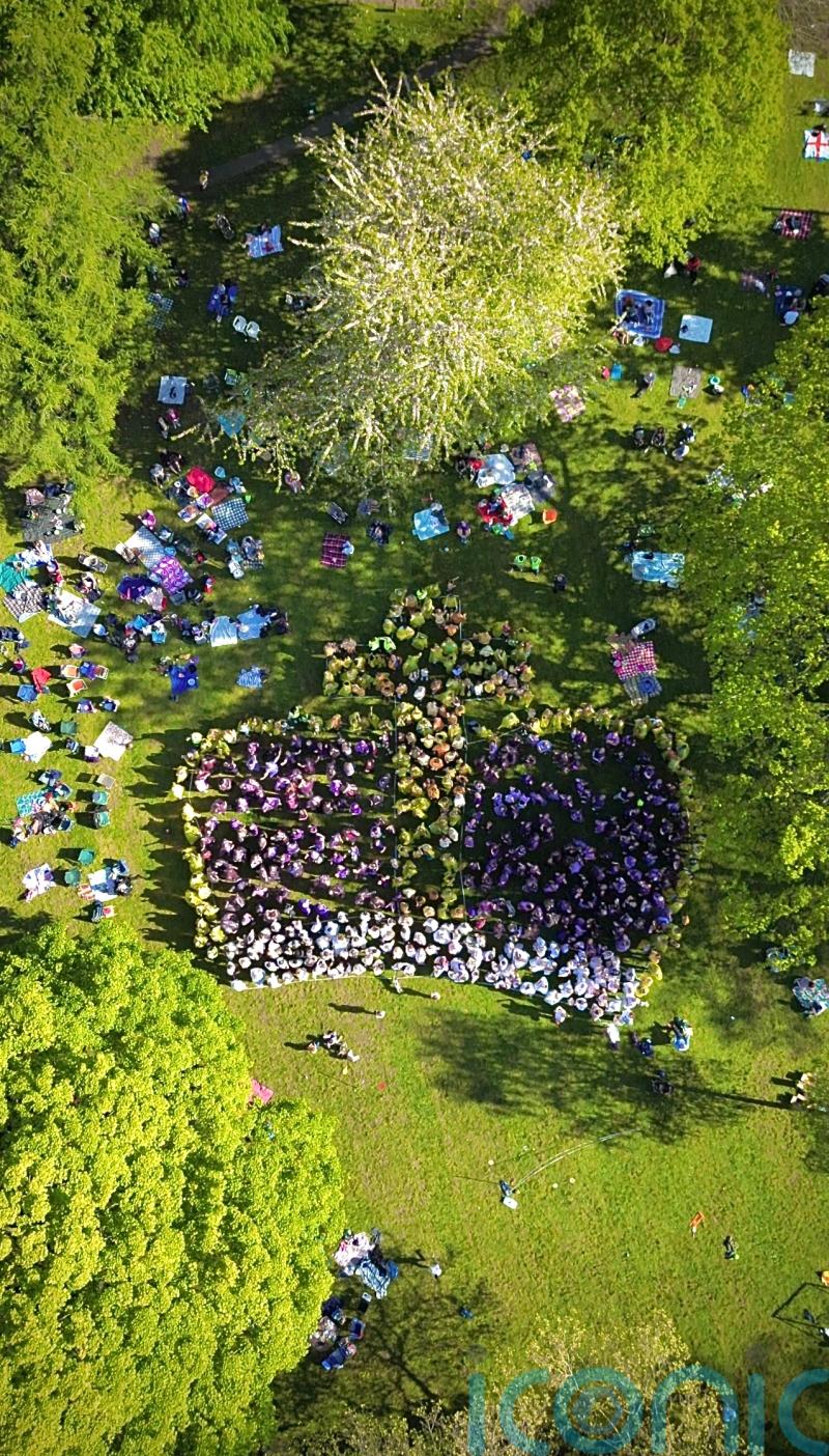 Coronation Big Lunch attendees hopeful after human crown world record attempt