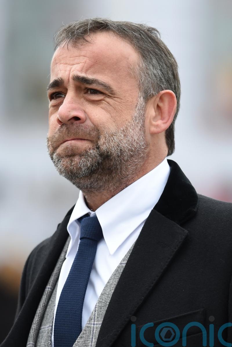 Actor accused of being ‘mole’ by Coronation Street cast, hacking trial told