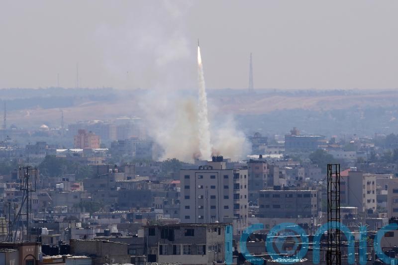Egyptian TV announces Gaza ceasefire but fighting continues
