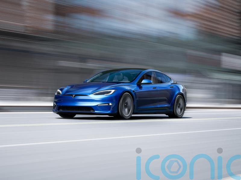 Tesla cancels right-hand drive Model S and X sales
