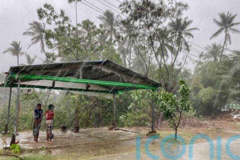 Bangladesh and Myanmar brace as powerful Cyclone Mocha makes landfall
