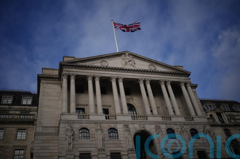 Bank of England economist Pill admits poor wording over living standards comment