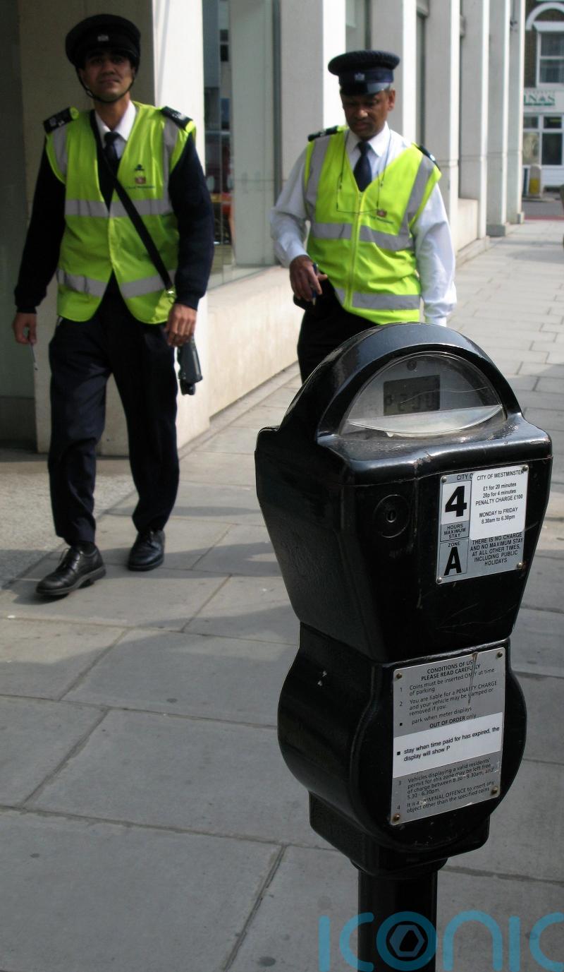 Traffic wardens to stage six-day strike during Chelsea Flower Show