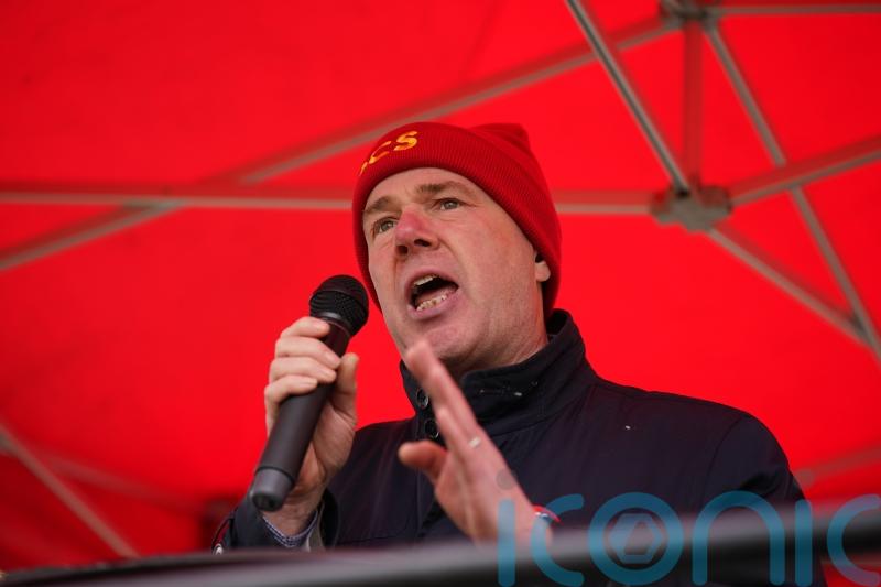Union leader Mark Serwotka to retire at end of the year