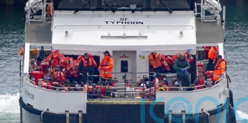 Sunak unable to commit to lowering migration as Border Force bring people ashore