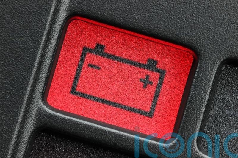 Quarter of drivers have had a flat battery in the last year – survey