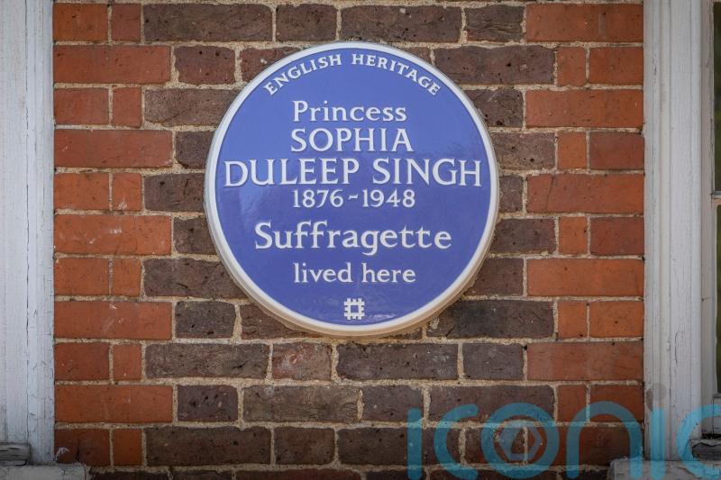 Suffragette Indian princess commemorated with plaque by English Heritage