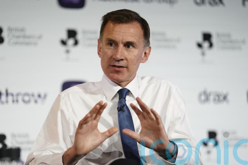 Jeremy Hunt among Tories at risk as rural support for Labour soars – poll