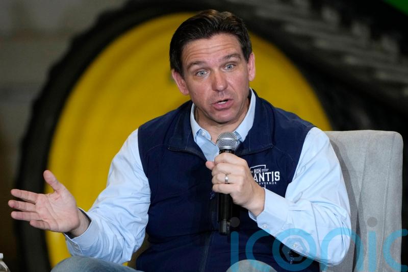DeSantis hits back at Trump in campaign blitz in US