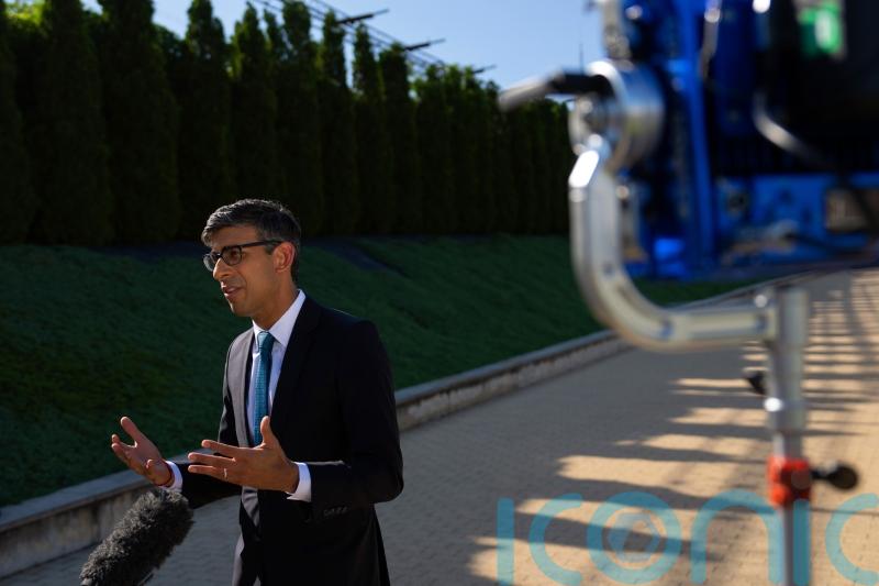 Sunak ‘putting tackling illegal migration top of the agenda’ at European summit