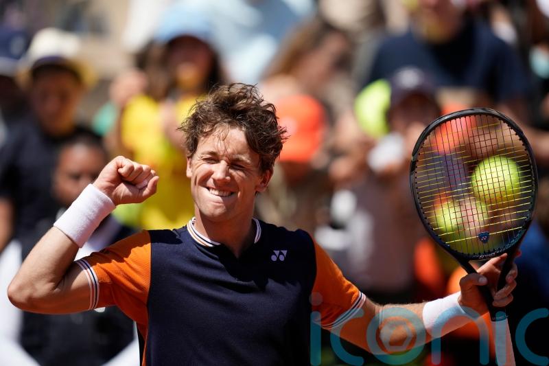 Casper Ruud and Holger Rune close on French Open rematch after third-round wins