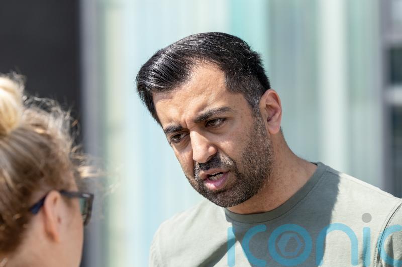 Deposit return deadline looms as recycling scheme faces uncertainty